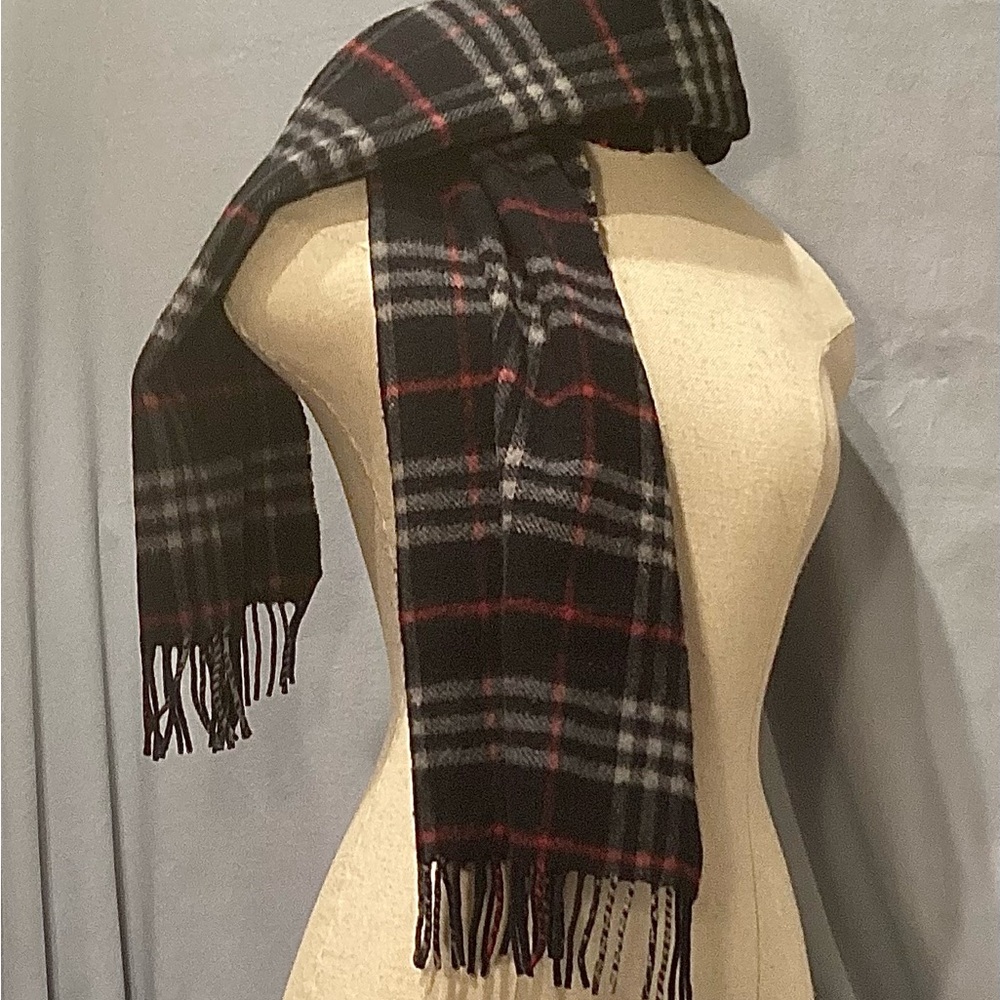 Classic Vintage Burberry Cashmere and Wool Scarf